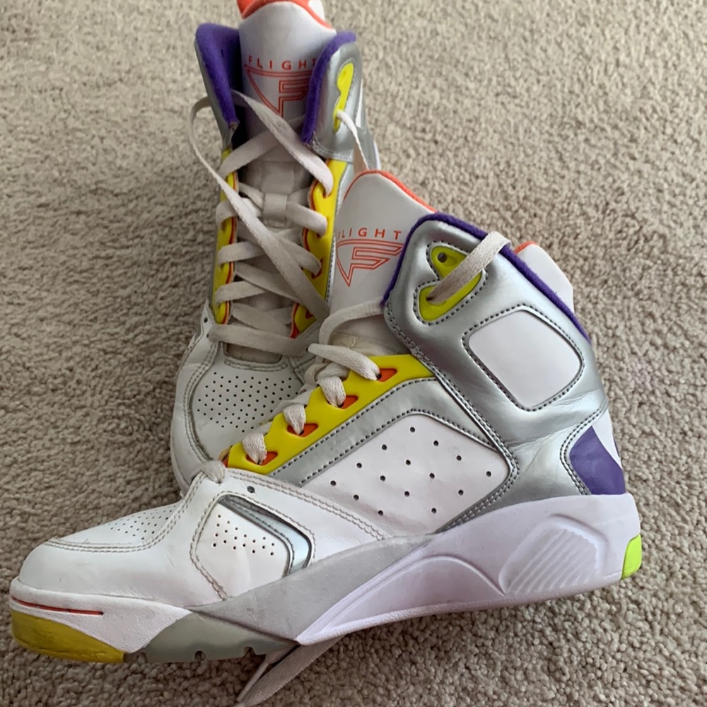 Nike Flight Lite GS Metallic Silver Hyper Grape 685408-100 5.5Y/Women’s 7.5